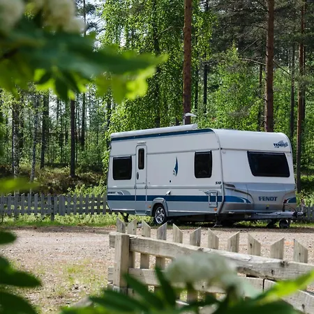 Kamp alanı Ahvenlampi