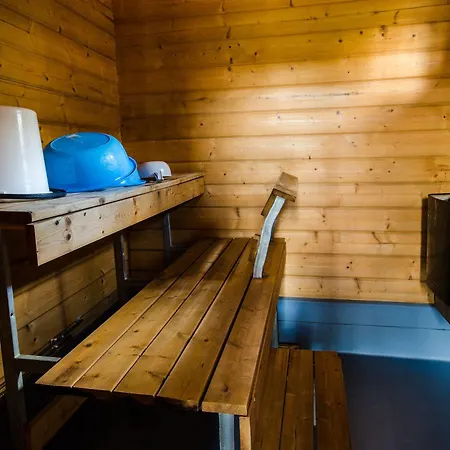 Ahvenlampi キャンプ場 サーリヤルヴィ